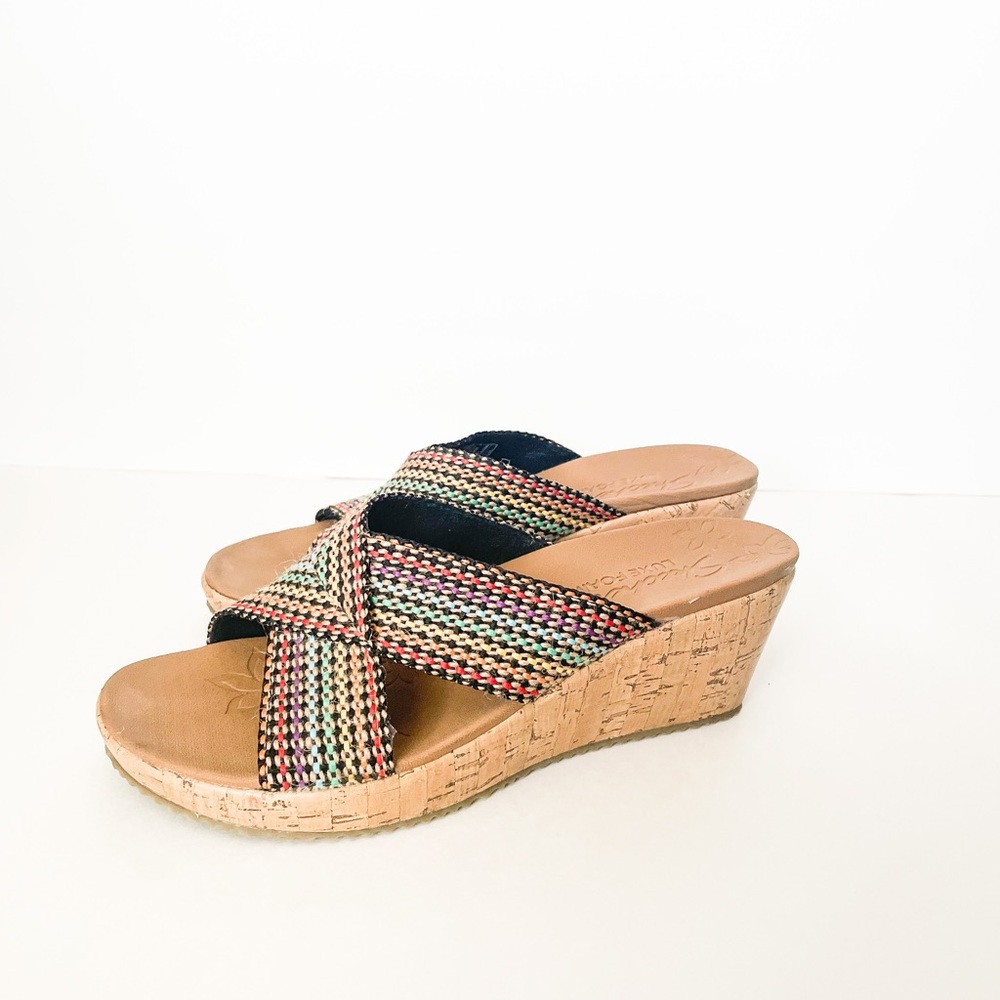 Sketchers Luxe Foam Wedge Sandals size 9